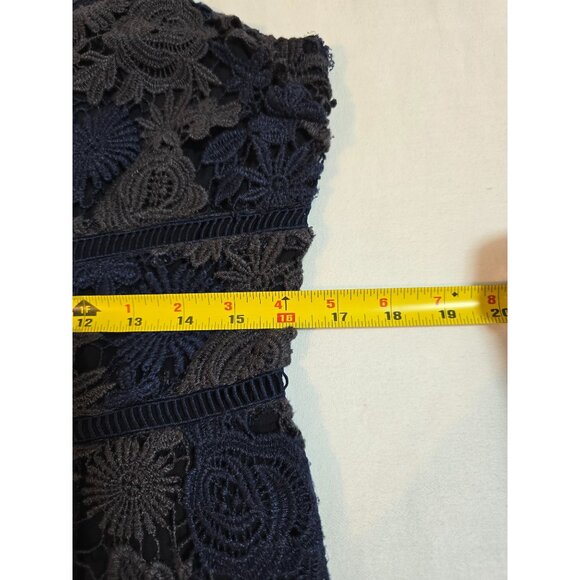 Elie Tahari Navy Blue Lace Floral Sleeveless Dress With Zipper Back US size 8 - Picture 9 of 13